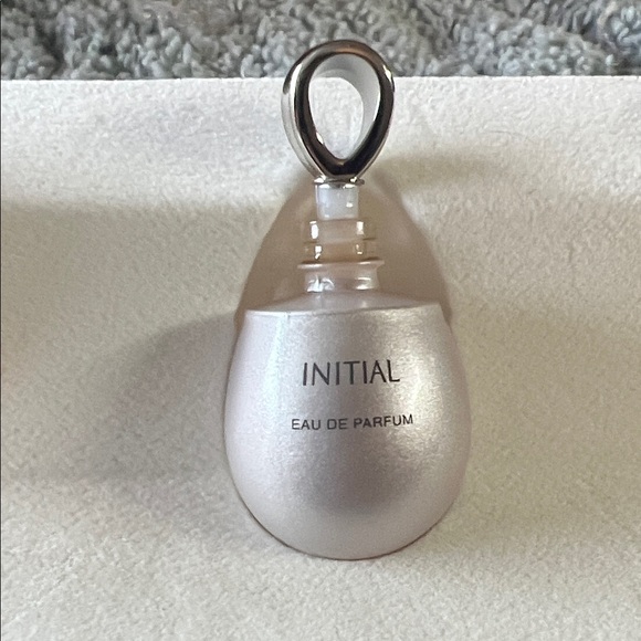 Boucheron Perfume Set with Blue and Gold Accents - Picture 3 of 7